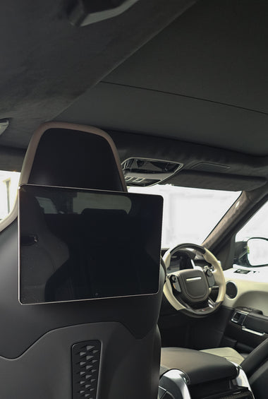 Range Rover Sport SVR — Rear Entertainment for Bucket Seats