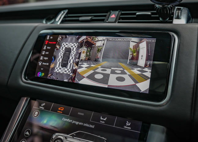 Range Rover 360 Camera System 3D With Dashcam Feature & Carplay