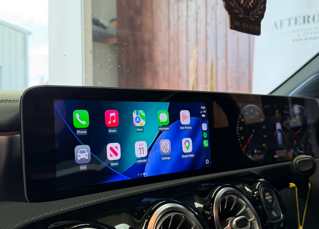 Mercedes Benz A Class Full Screen Wireless Apple Carplay & Android Auto
