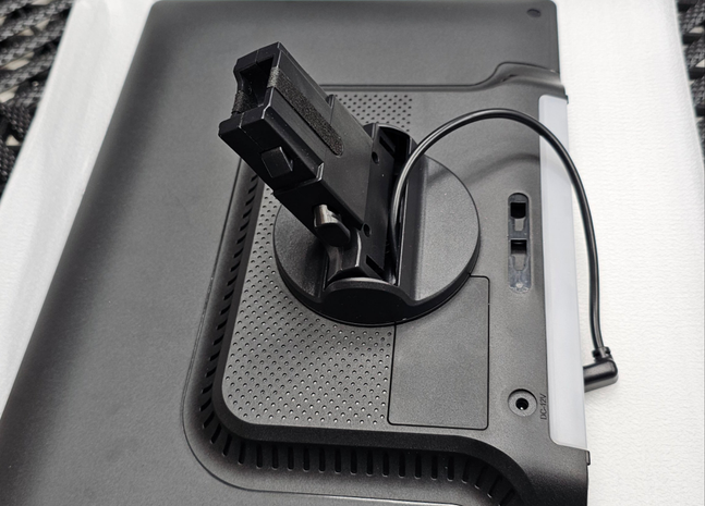 BMW Rear Entertainment Screens Plug & Play 13.3