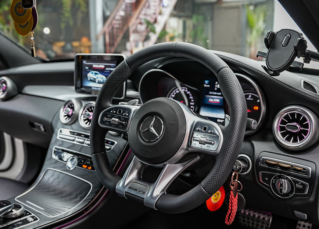 Mercedes-Benz Steering Wheel Facelift