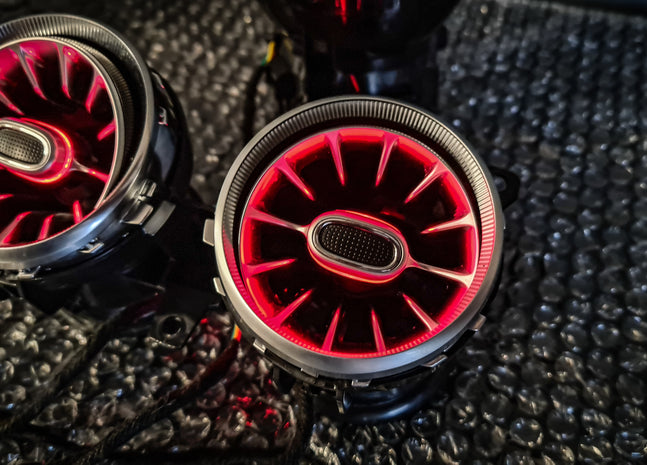 Mercedes-Benz Clasa E W213 Turbo Gurile de aerisire Lumina ambientala